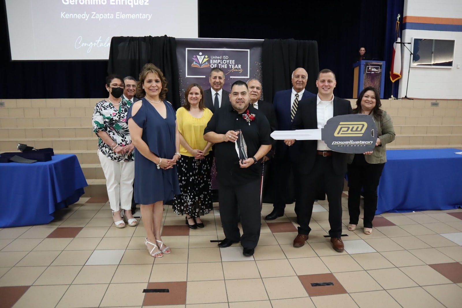 Uisd Honors Teachers And Employees At Annual Awards Banquet